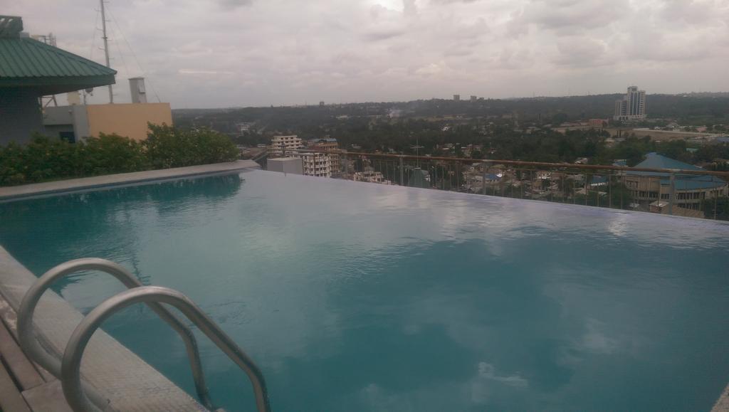 Blue Pearl Hotel & Apartments Dar-es-Salaam Eksteriør bilde